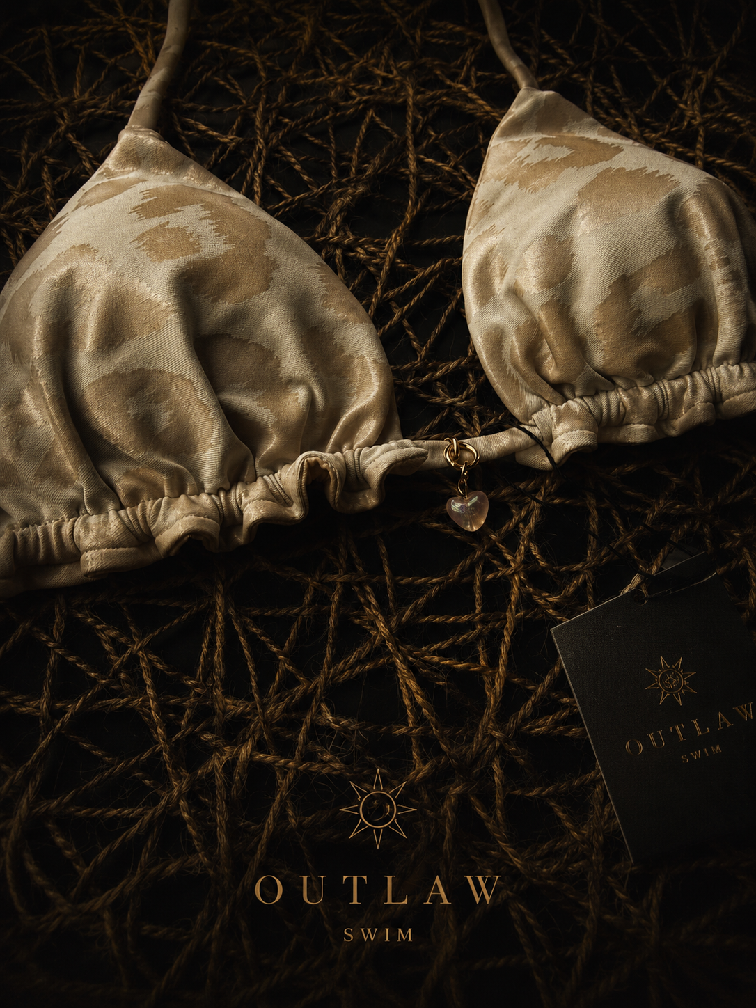The Desert Jewel Top - Ivory Hunter